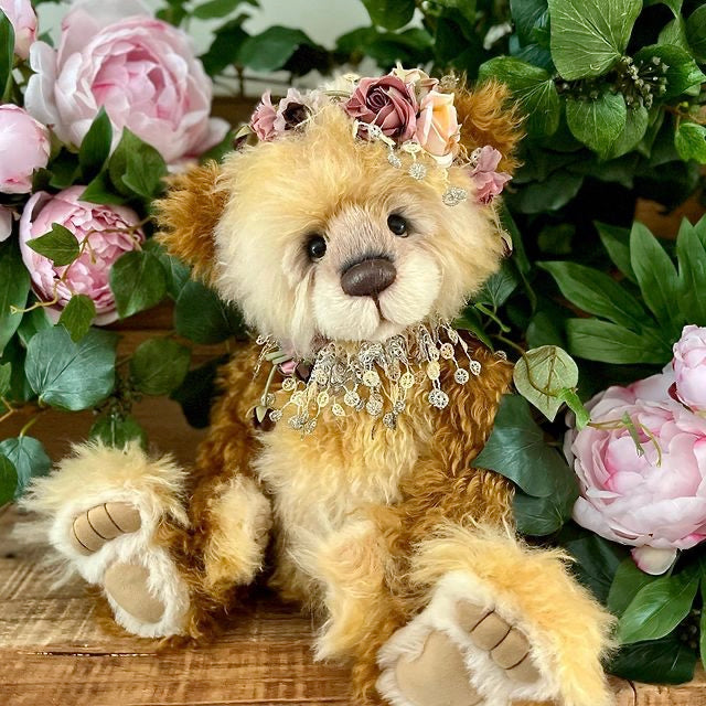 Charlie Bears Isabelle Masterpiece 2023