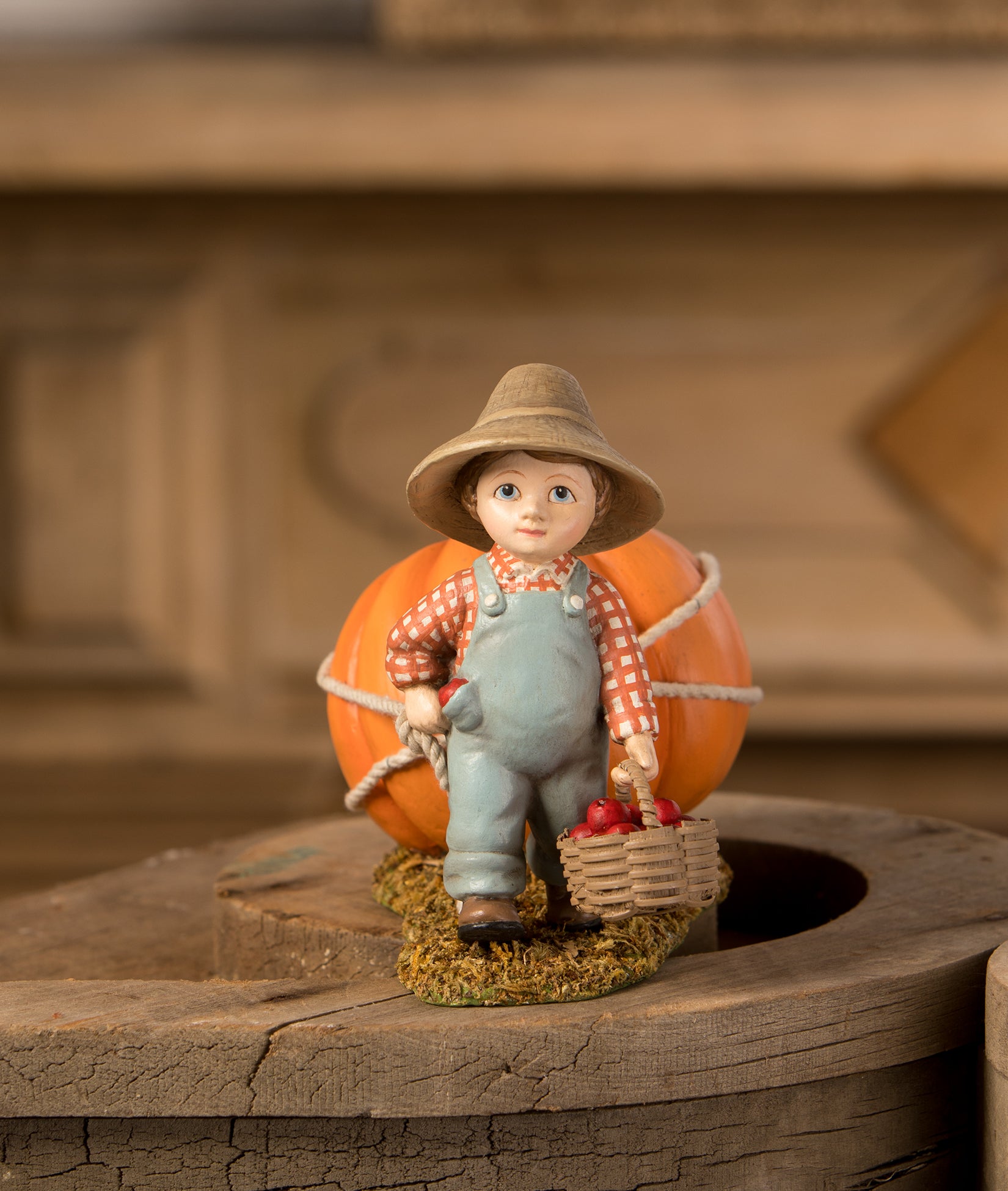 Paulie Pulling Pumpkin by Bethany Lowe