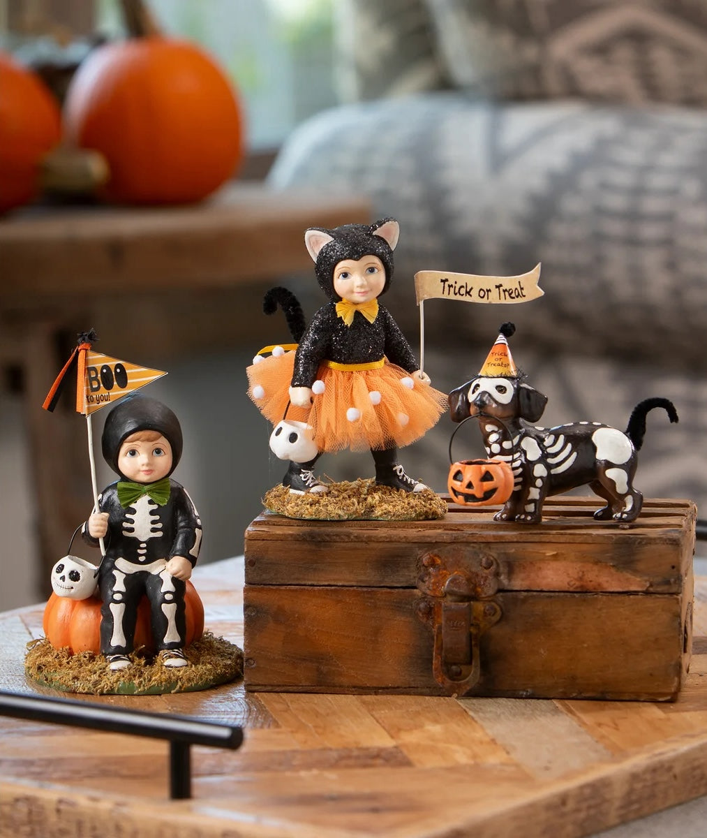 Halloween Figurines from the 20250Bethany Lowe Halloween Collection