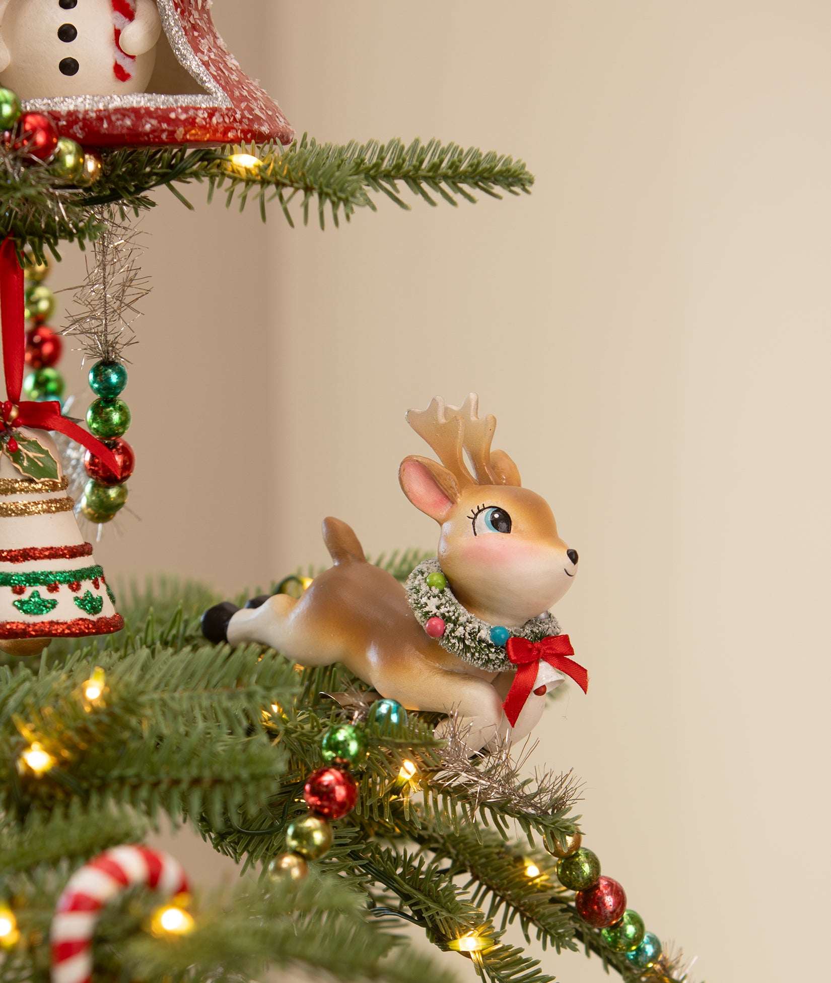 Leaping High Reindeer Ornament Clip