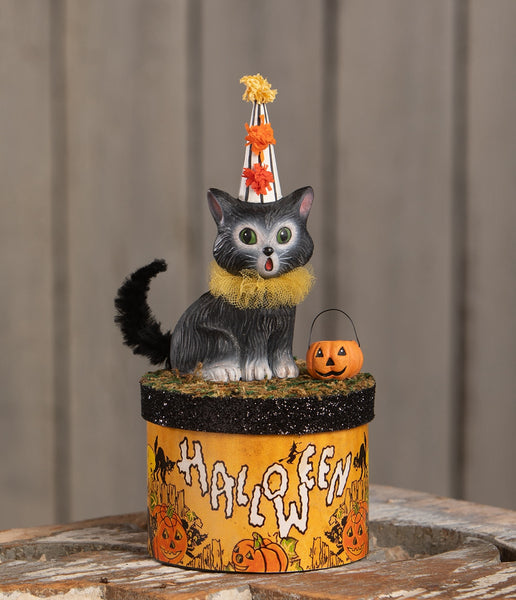 Cecil Cat on Box | Retro Halloween Decorations | Bethany Lowe
