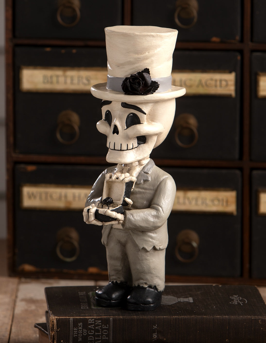 Groom Mortimer Skelly Skeleton with Top Hat. Halloween Wedding figurines from the 2026 Bethany Lowe Halloween Collection.
