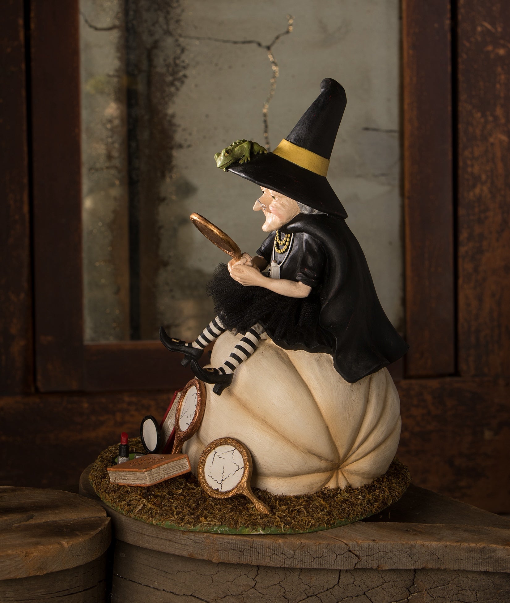 The Fairest Witch of Them All - Sideview