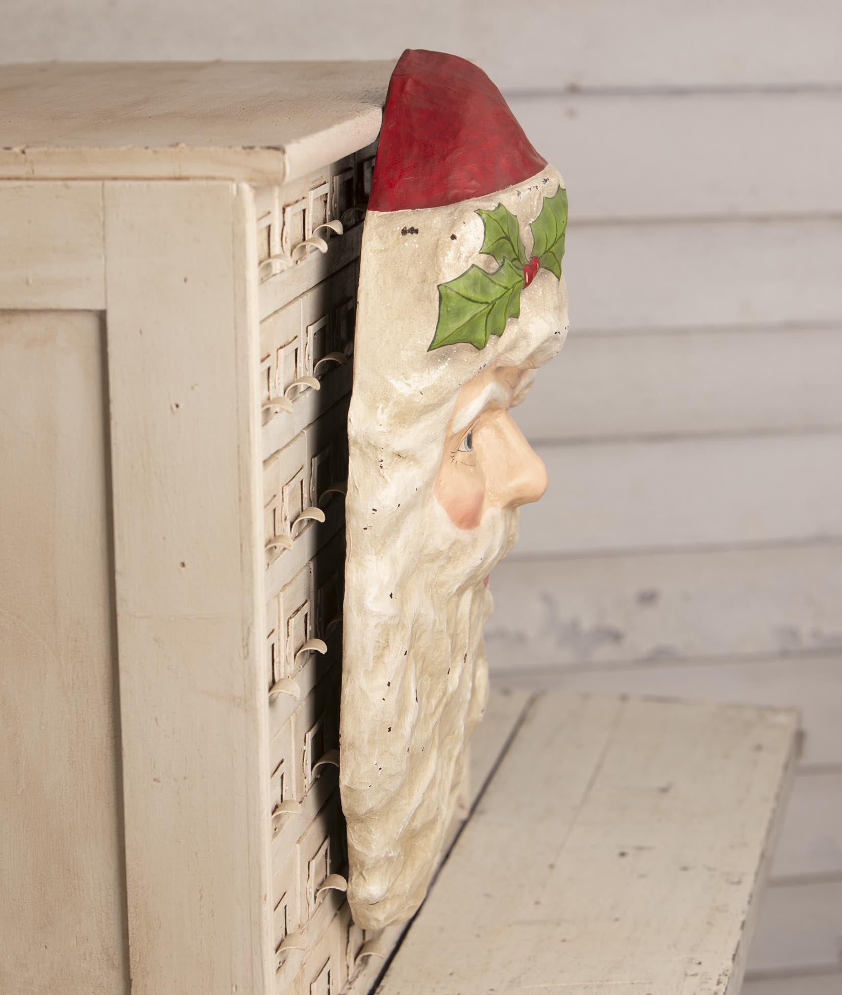 Vintage Santa Head Wall Decor by Bethany Lowe -Sideview