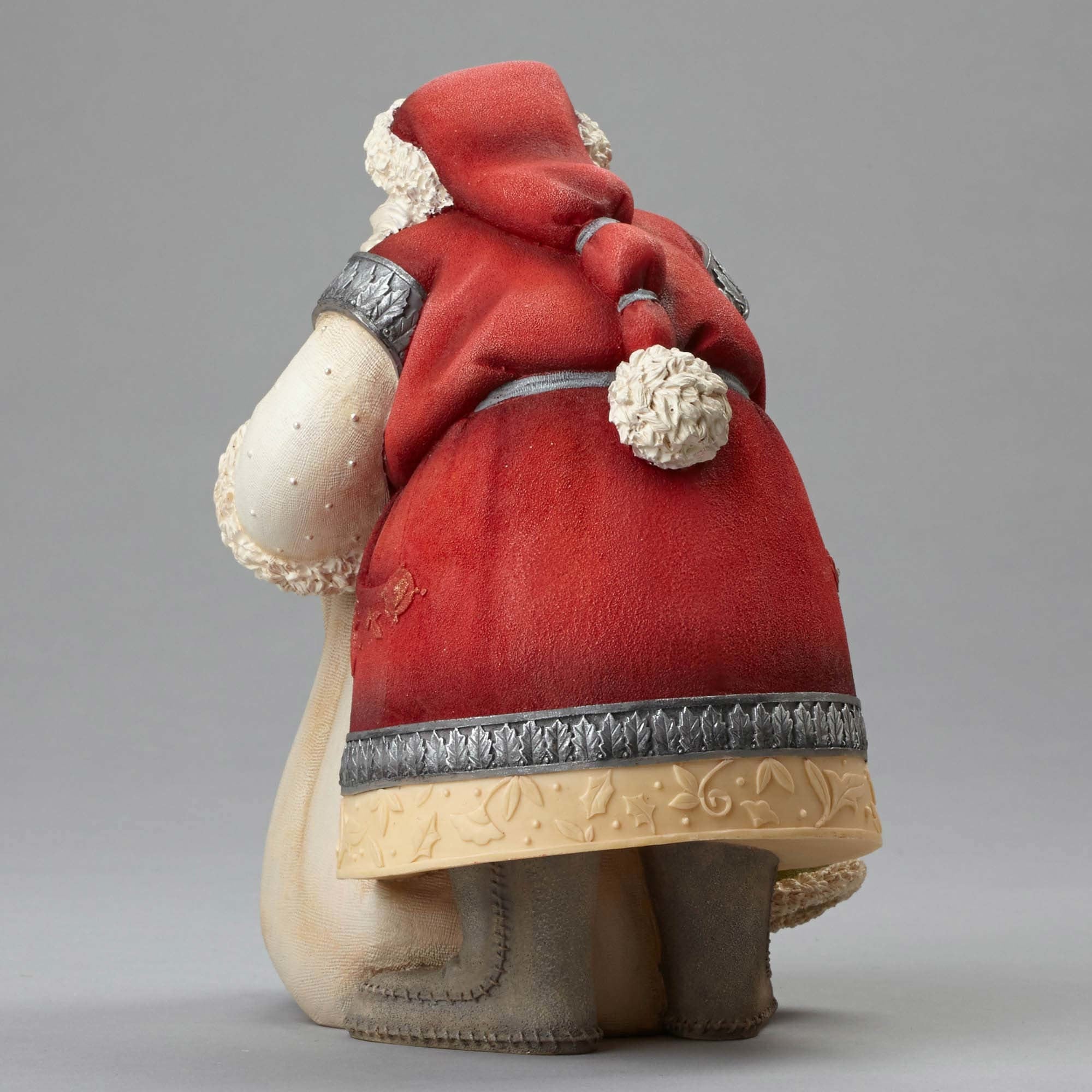 Santa with Mice Gifts Figurine Backside