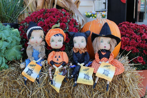 Joe Spencer Halloween Trick or Treaters Felcity Witch Girl