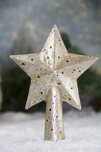 Straw Star Tree Topper – Simone & Ivy