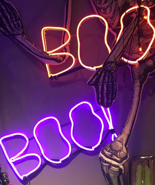 Animated & Lighted Halloween Decor