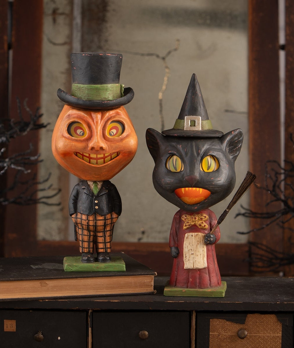 Vintage Style Halloween Decoration, Peter Pumpkin Head & Catrina Cat Witch Figurines with heads that can be lit up