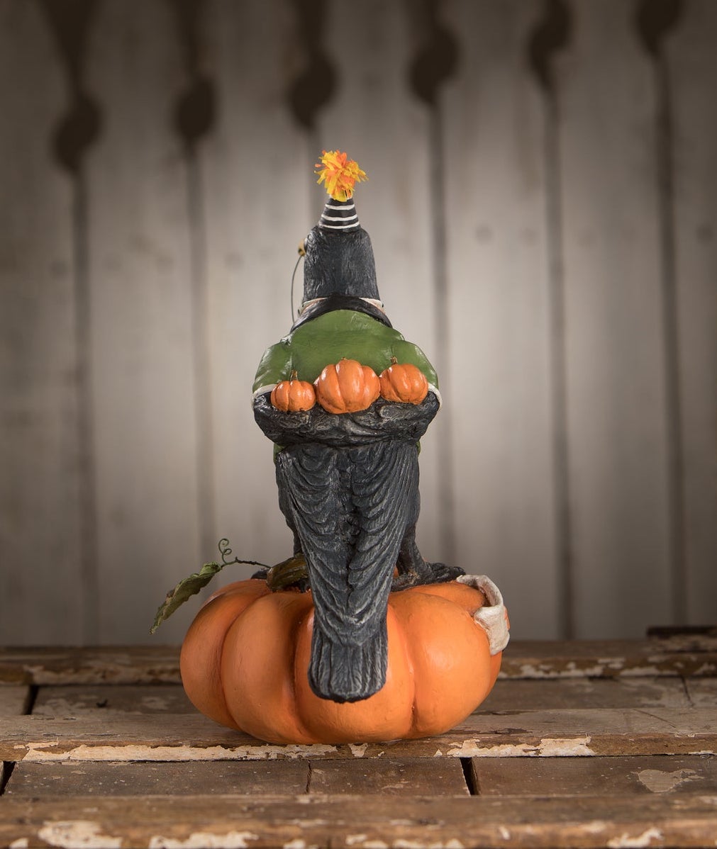 Tricky Crow on Pumpkin Backside