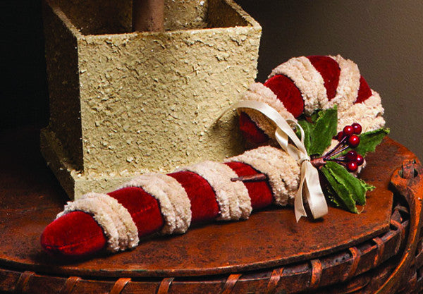 Chenille Cany Cane - Small Country Christmas