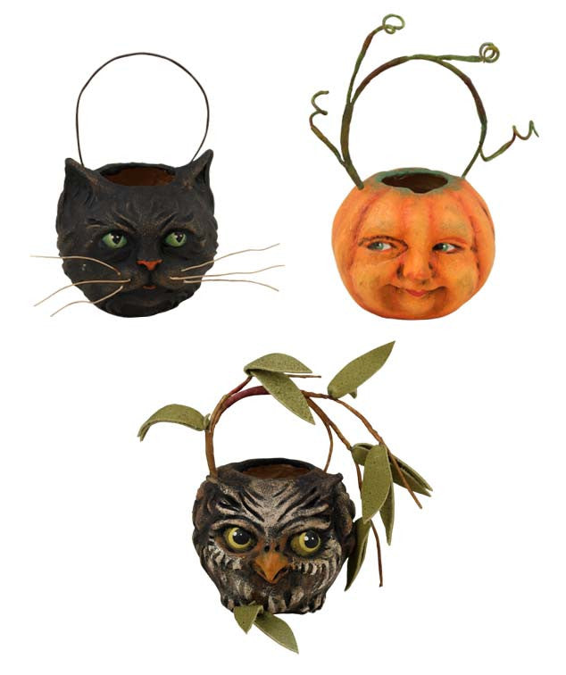 Ghoulish Buckets by Vergie Light Foot Bethany Lowe Halloween