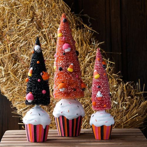 Easy Christmas Tree Cupcakes - Your Cup of Cake