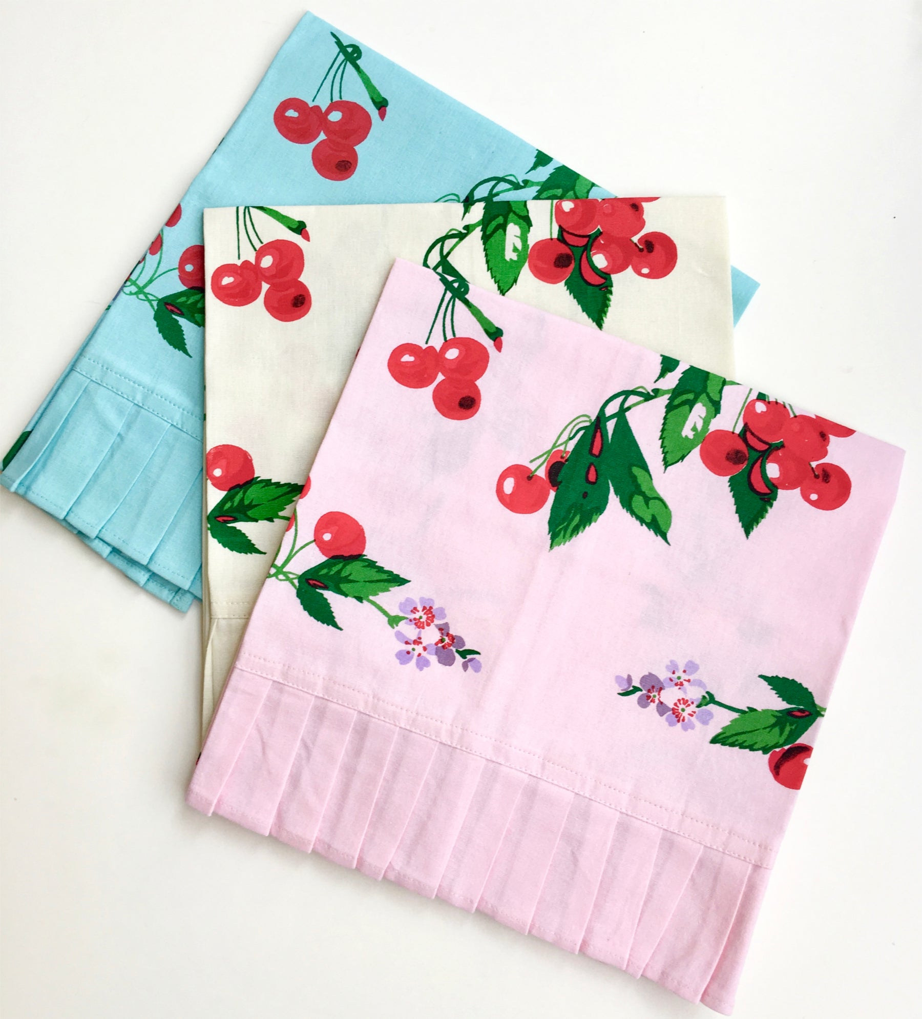 Cherry Kitchen Dish Towel Set, Life is A Bowl of Cherries, Cherry Kitchen  Tea Towels, Small Gift, Summer Fruit 