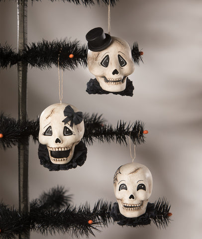 https://theholidaybarn.com/cdn/shop/products/silly-skelly-ornaments-smiling-skeletons-bethany-lowe-halloween_large.jpg?v=1626643291