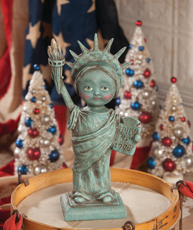 Cute Statue of Liberty Figurine